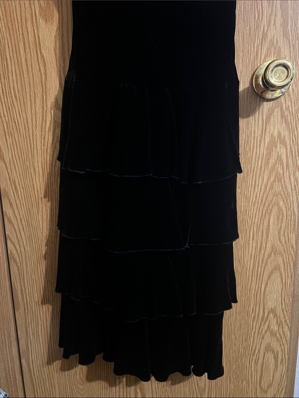 Laundry By Shelli Segal Black Tiered V-Neck Midi Dress - Picture 2 of 5